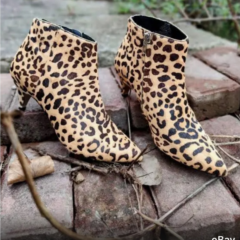 Steve Madden Pointy Tor Ankle Boots